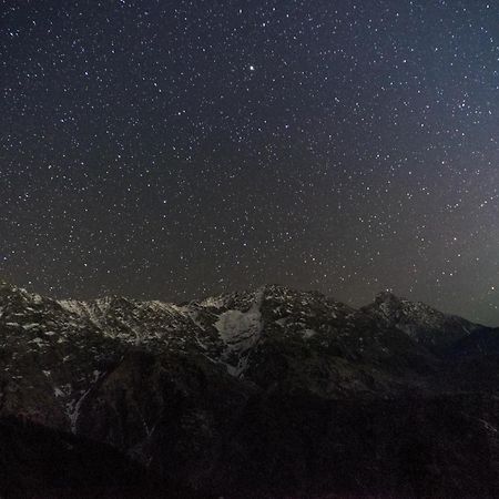 The Void - Tirthan Valley Gushaini Ngoại thất bức ảnh