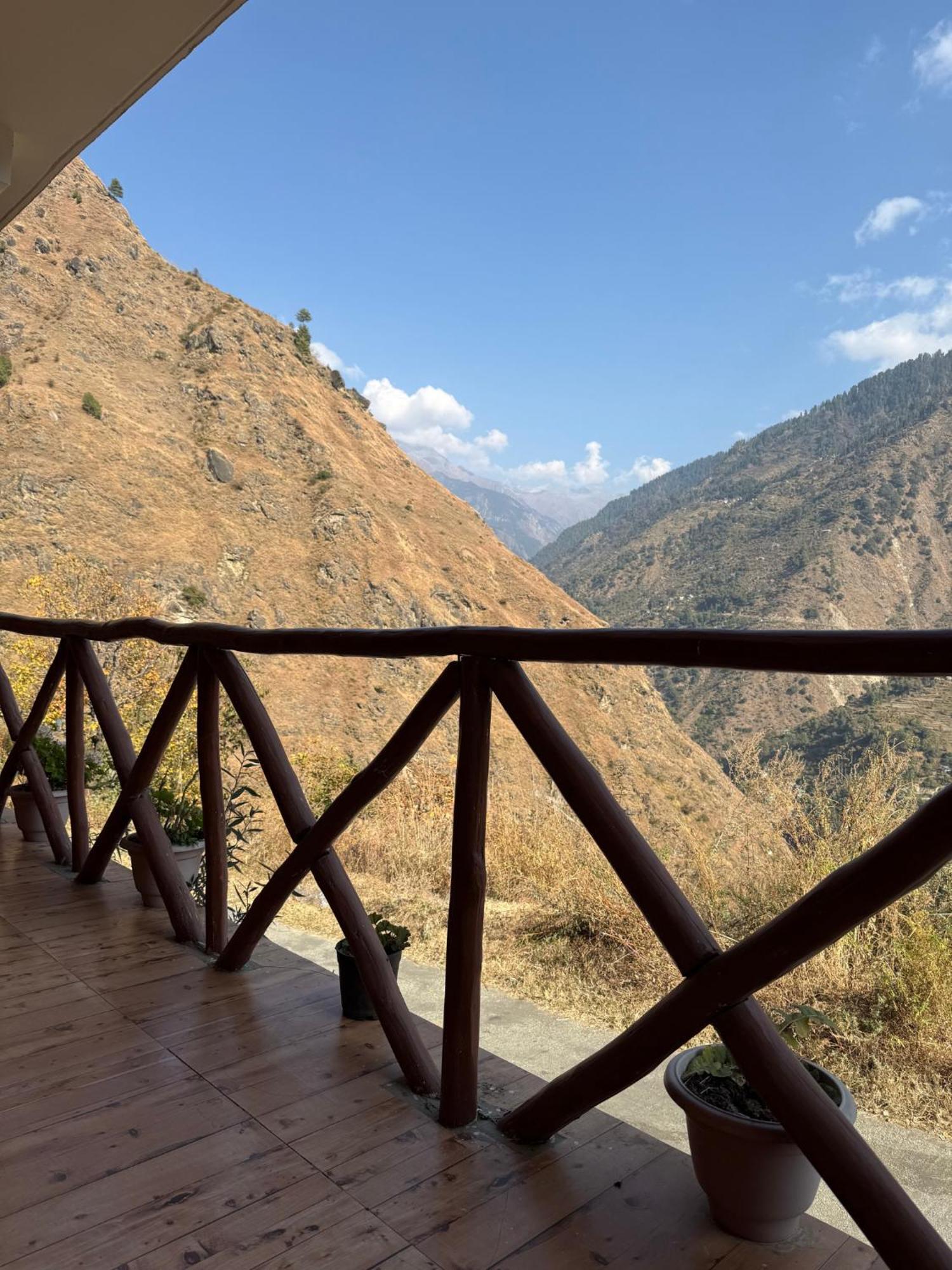 The Void - Tirthan Valley Gushaini Ngoại thất bức ảnh